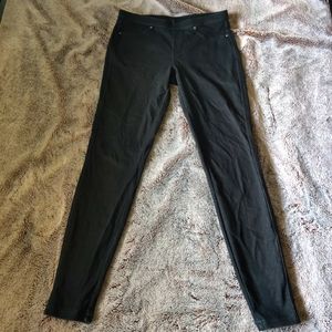 Black jeggings by Vera Wang